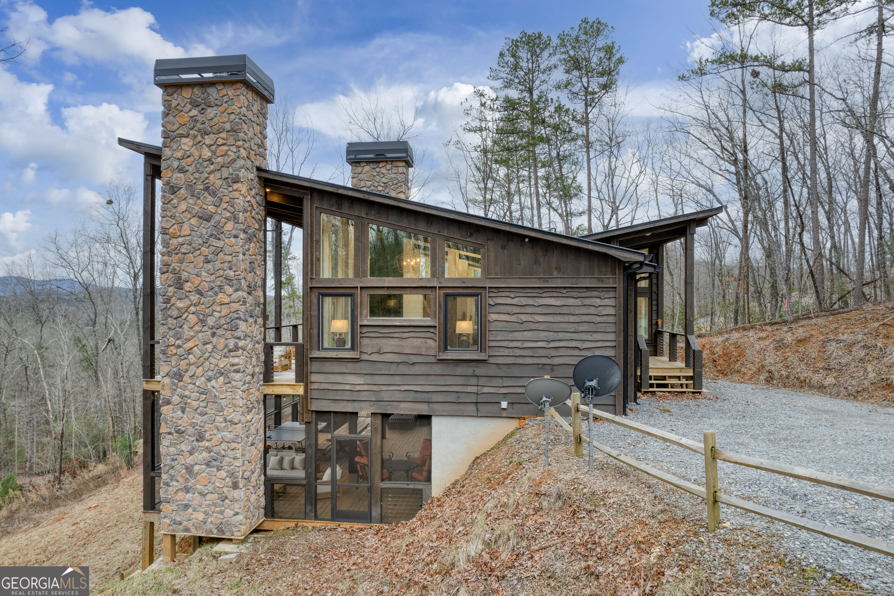 49 Chestnut Ovlk, Blue Ridge, GA 30513 — photo 2
