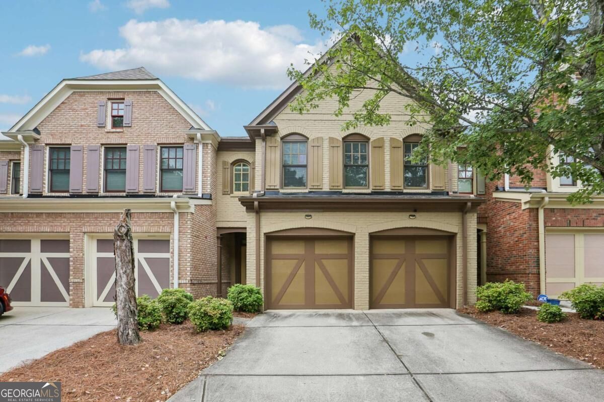 1370 Winshire CV — photo