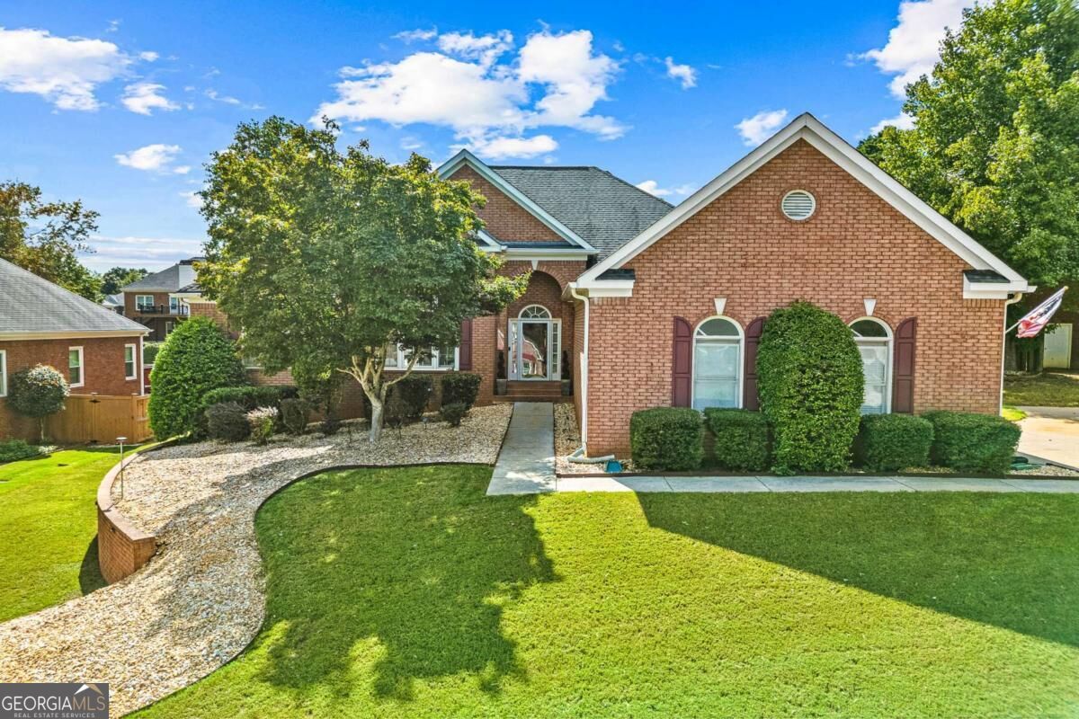 1130 Lewis Ridge Cir — photo