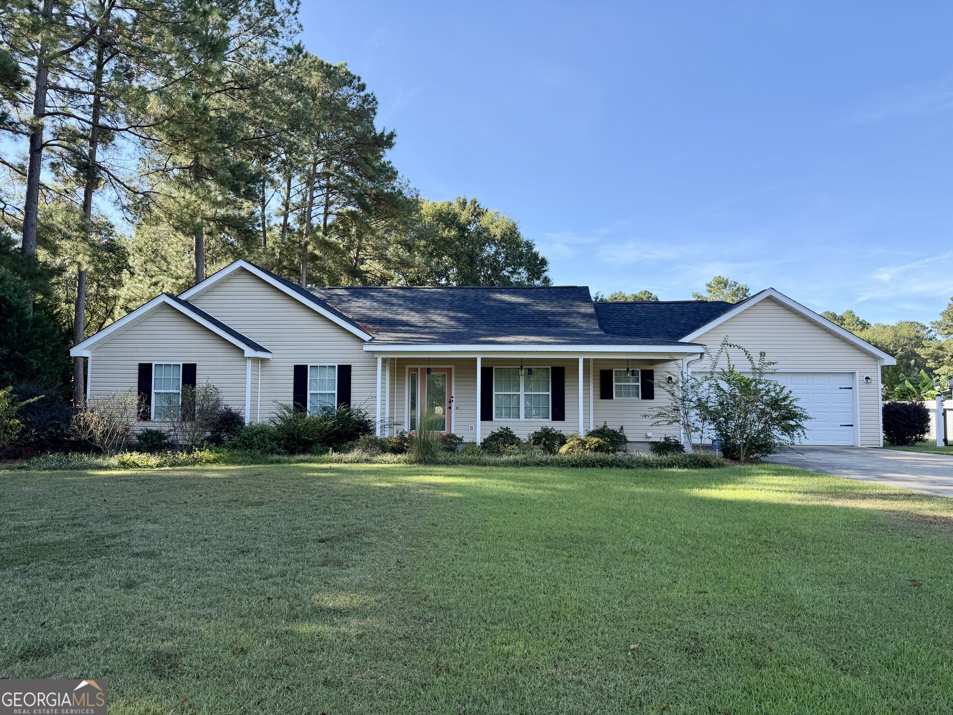 461 Columbus Hwy — photo