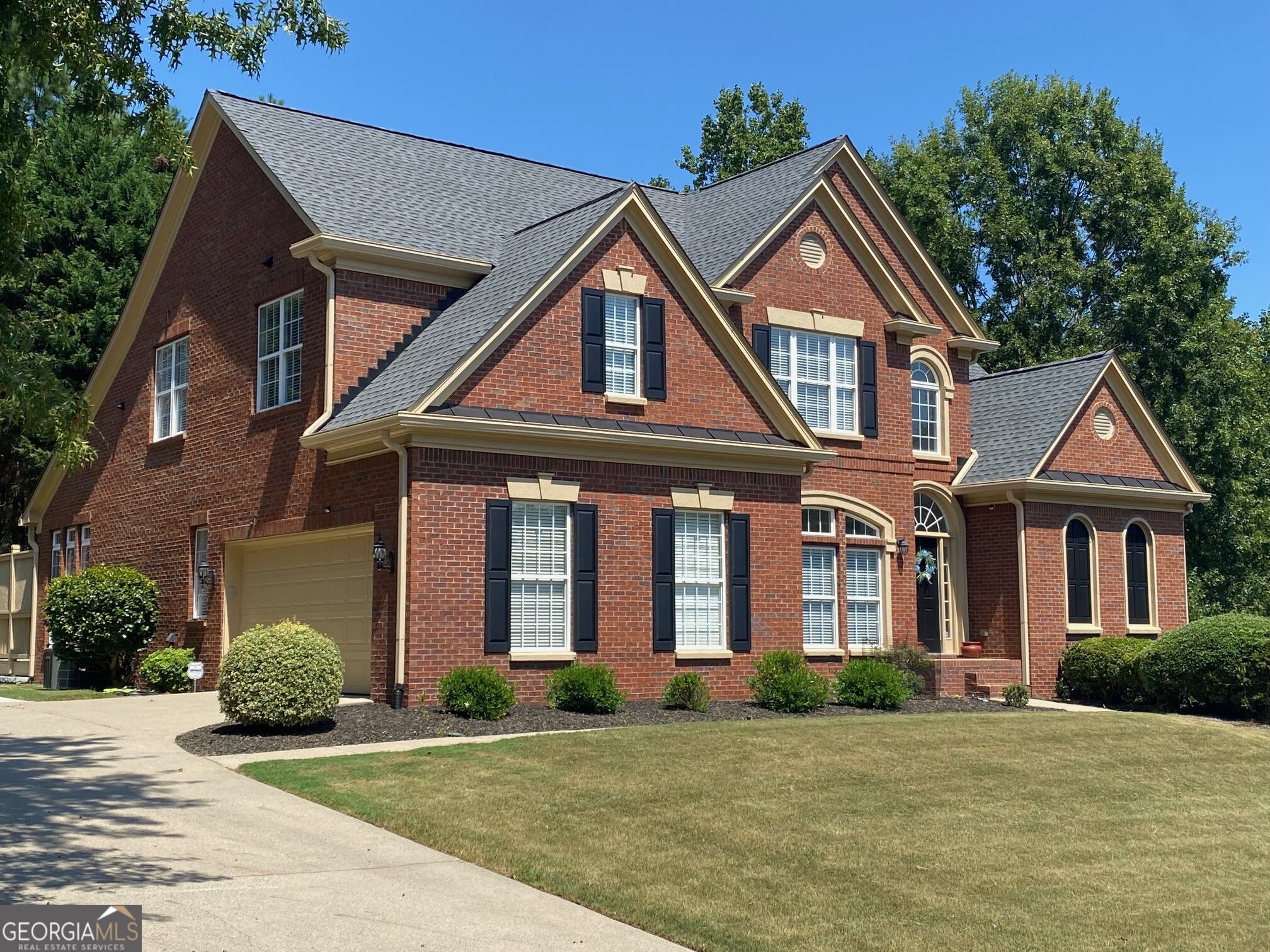 321 Bournemouth Dr — photo