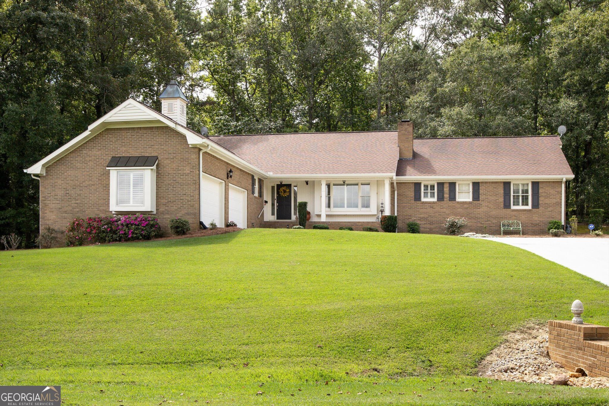 53 Maple Valley Dr — photo