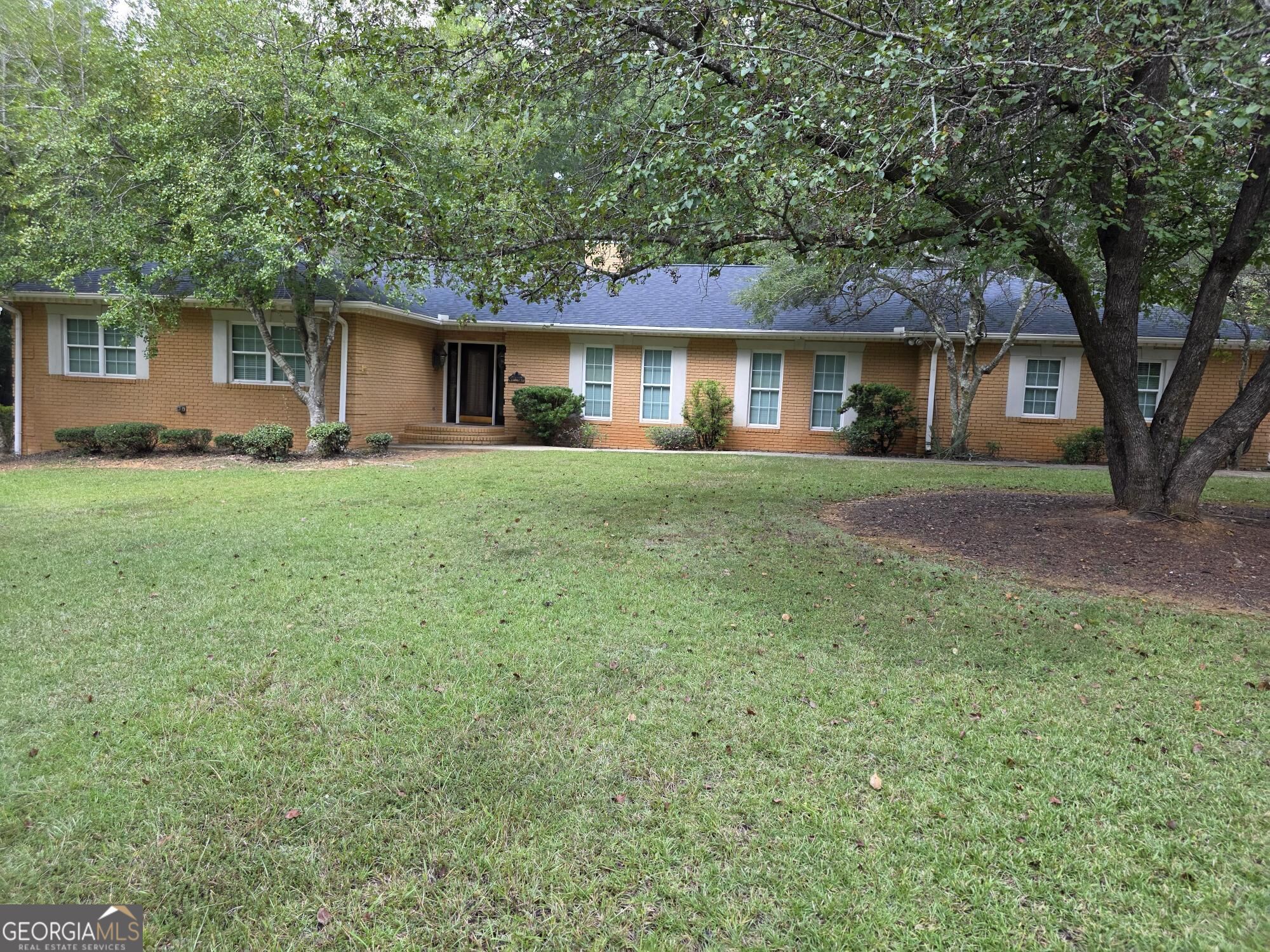 350 Castlegate Rd — photo