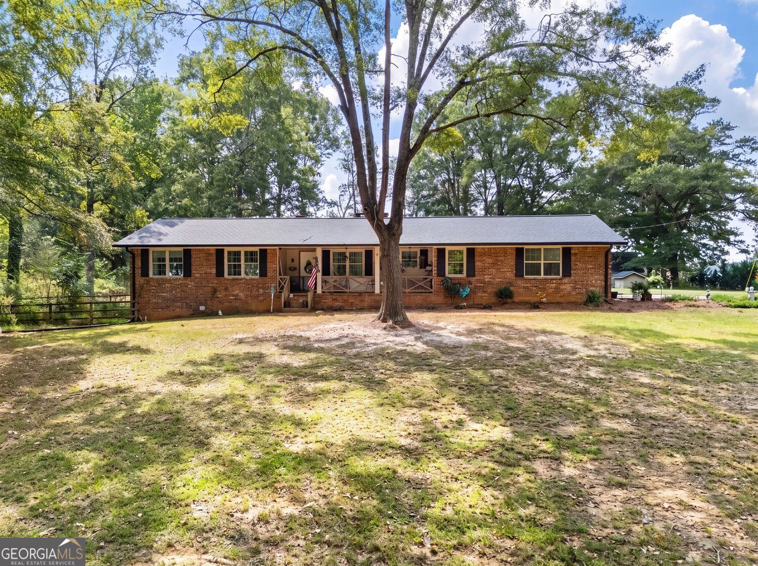 18 David Rd NW — photo