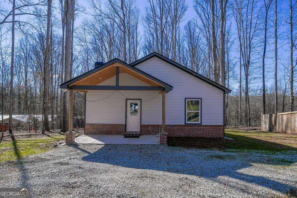 1020 Riverbend Rd — photo