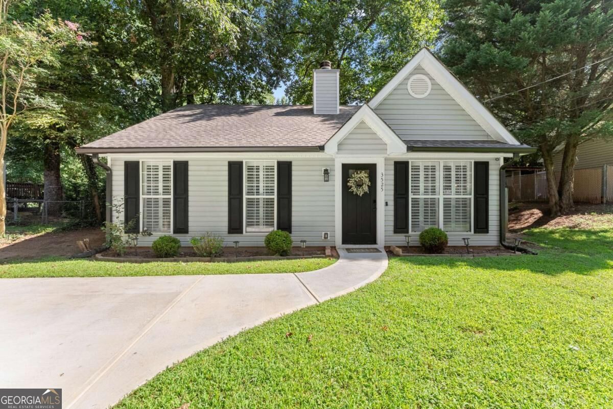 3525 Auburn Dr — photo