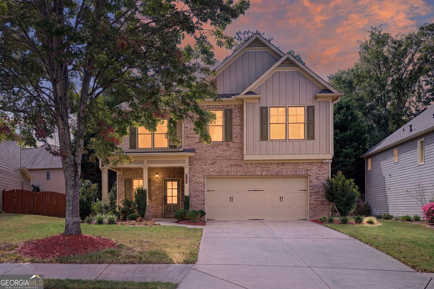 8225 Majors Glen Ct — photo