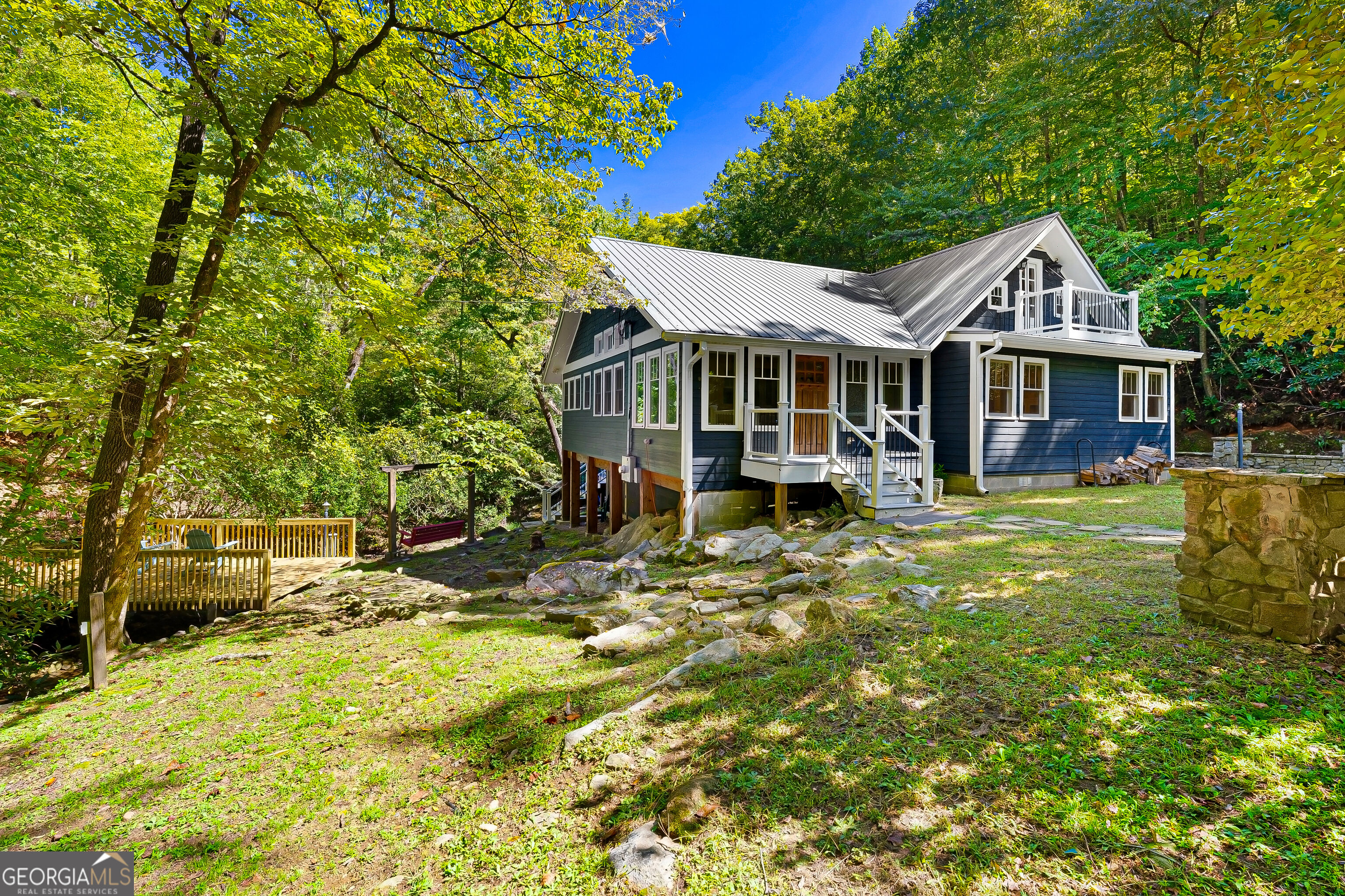 131 Azalea Dr — photo