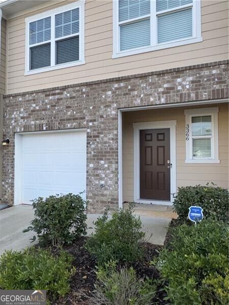 3366 Tarian Way — photo