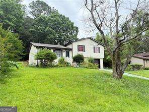6692 Cambridge Dr — photo