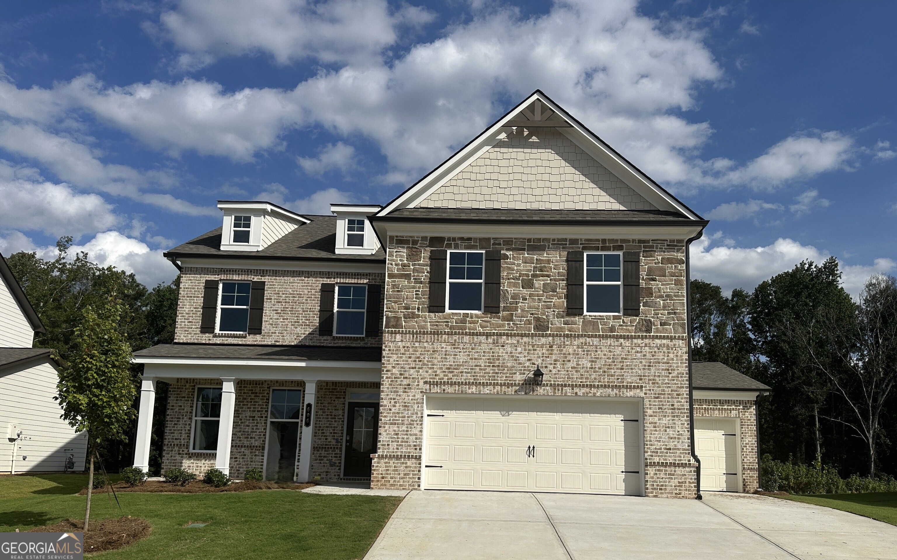 606 Winding Rose Dr — photo