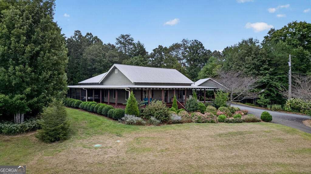 210 W Pierceville Rd — photo