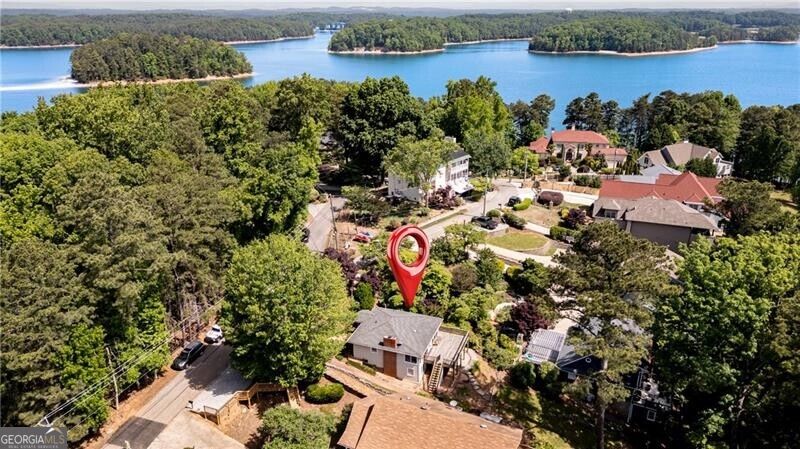 6381 Lakeview Dr — photo