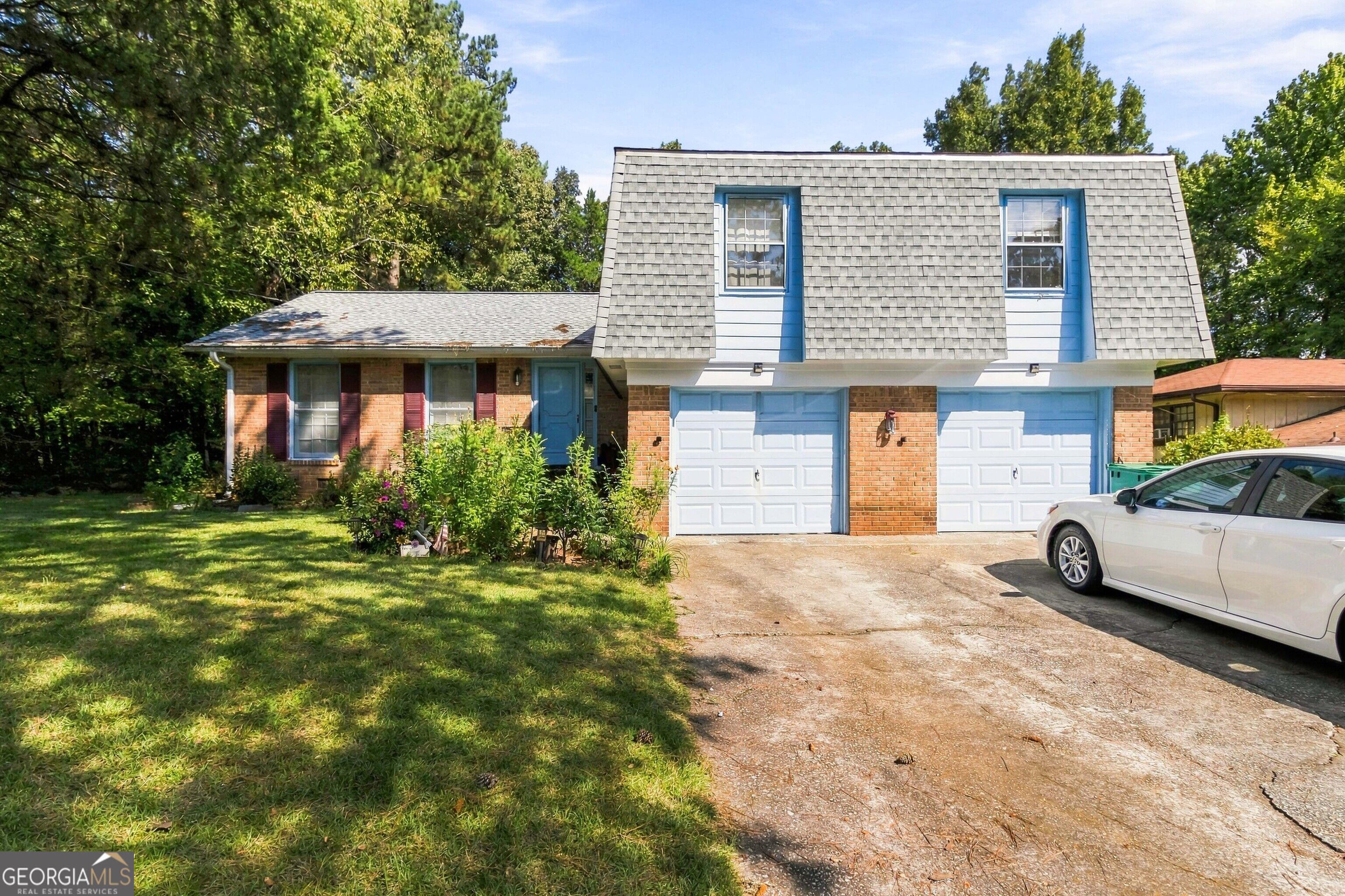 4532 King Lear Dr — photo