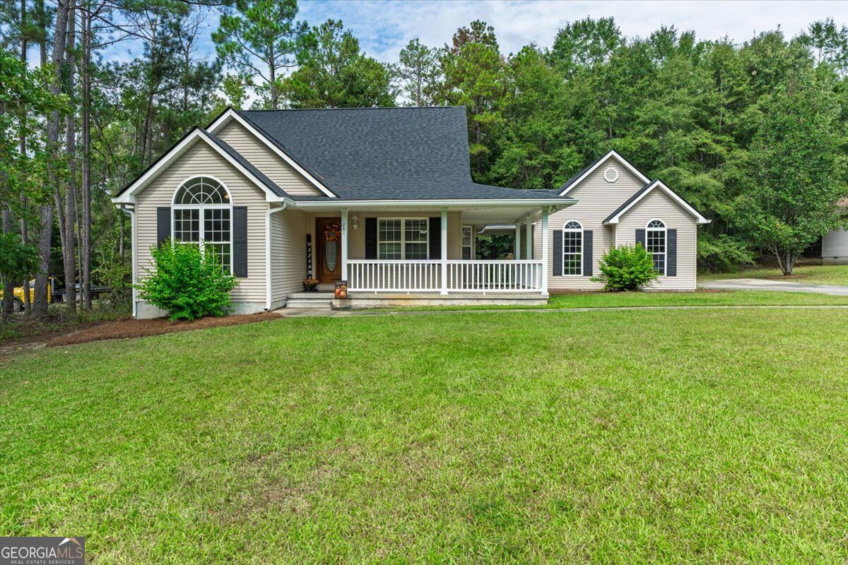 241 Graystone Pointe Dr — photo