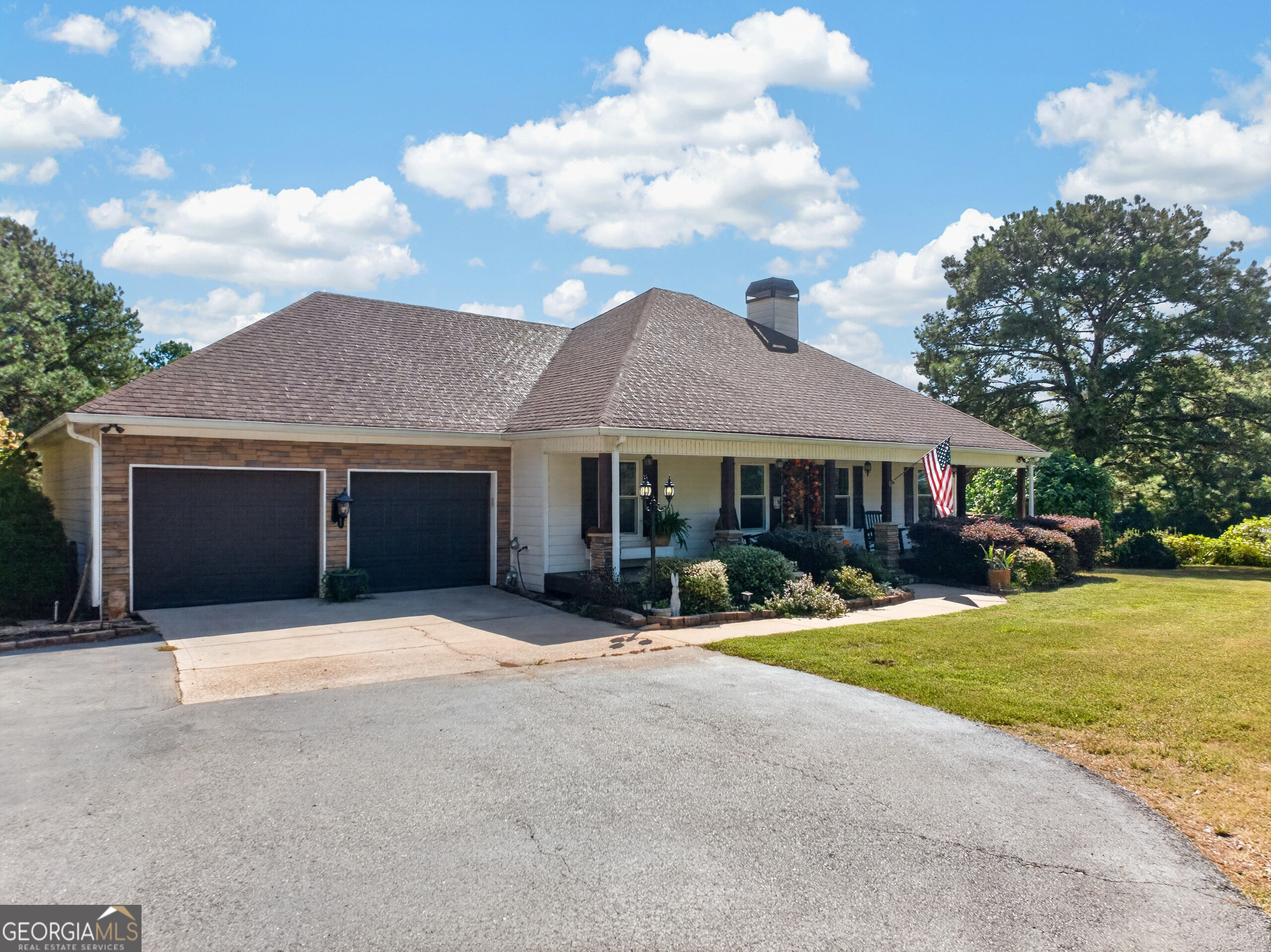 9852 Post Road, Shady Dale, GA 31085 — photo 2