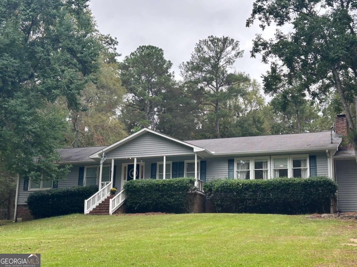 3012 Tomlinson Rd NE — photo