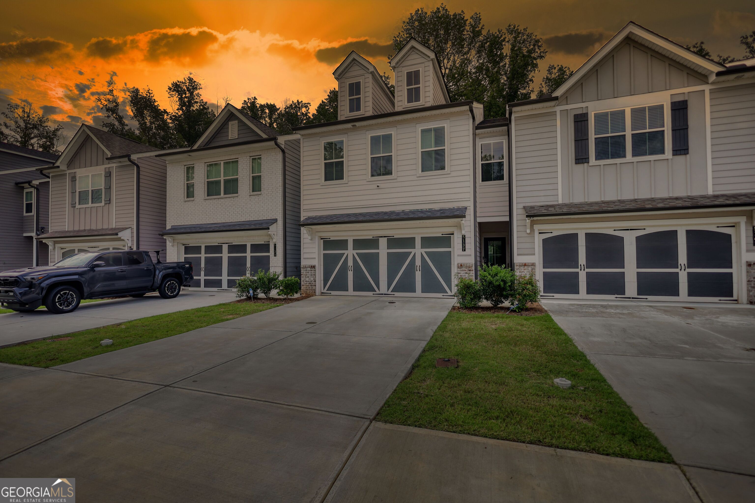 5137 Sidney Square Dr — photo