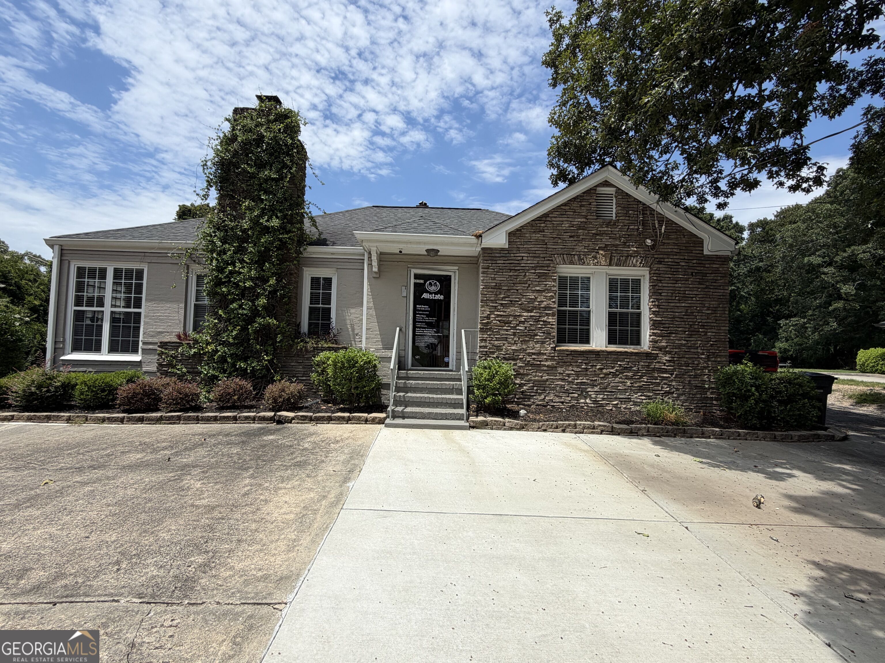 1651 Thompson Bridge Rd — photo