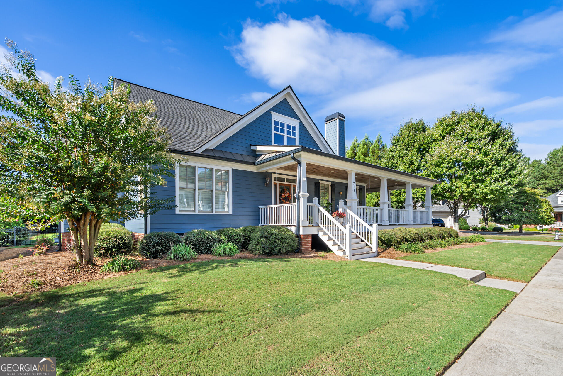 719 Clubside Dr — photo