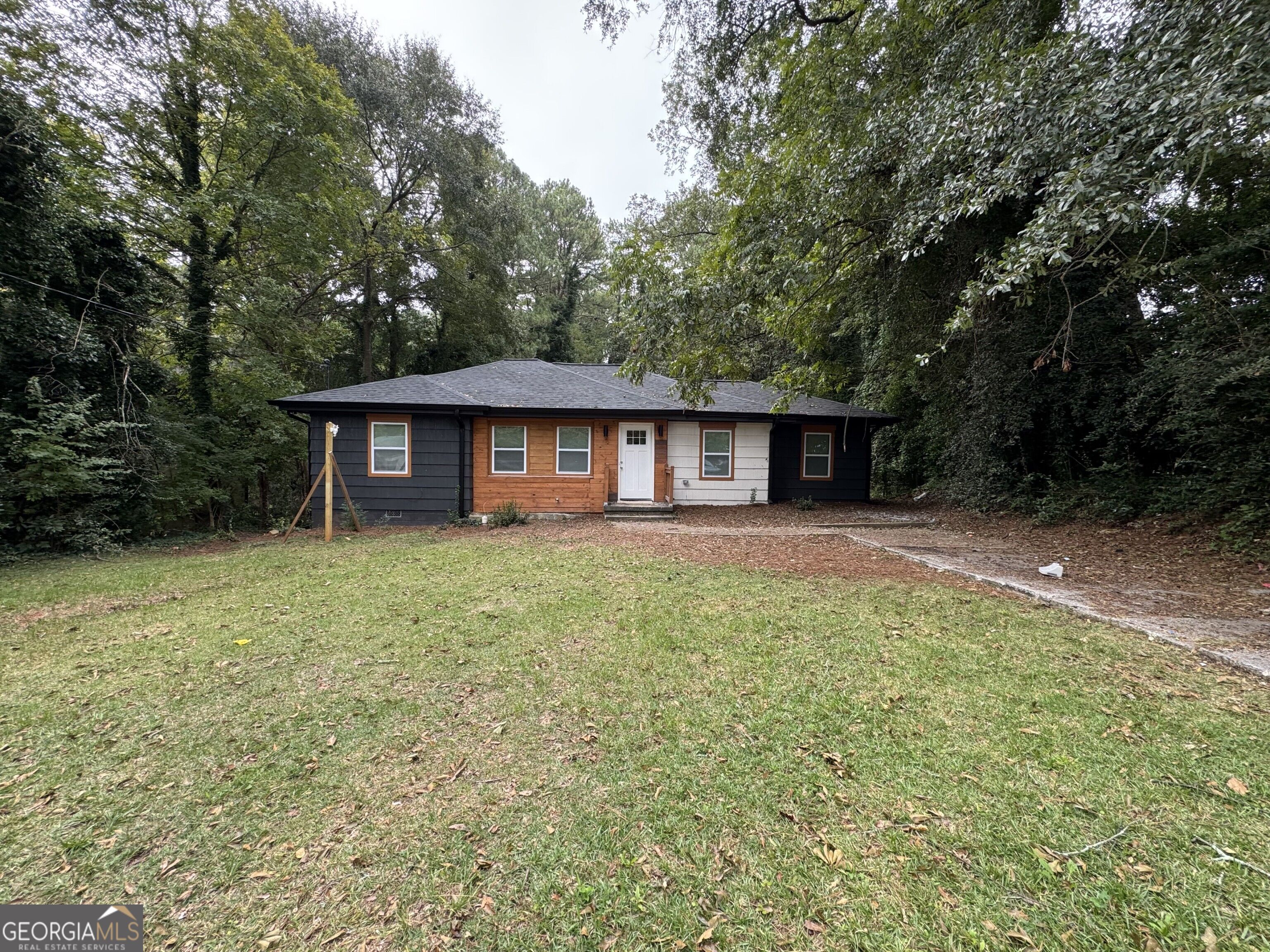 1324 Eastridge Rd SW — photo