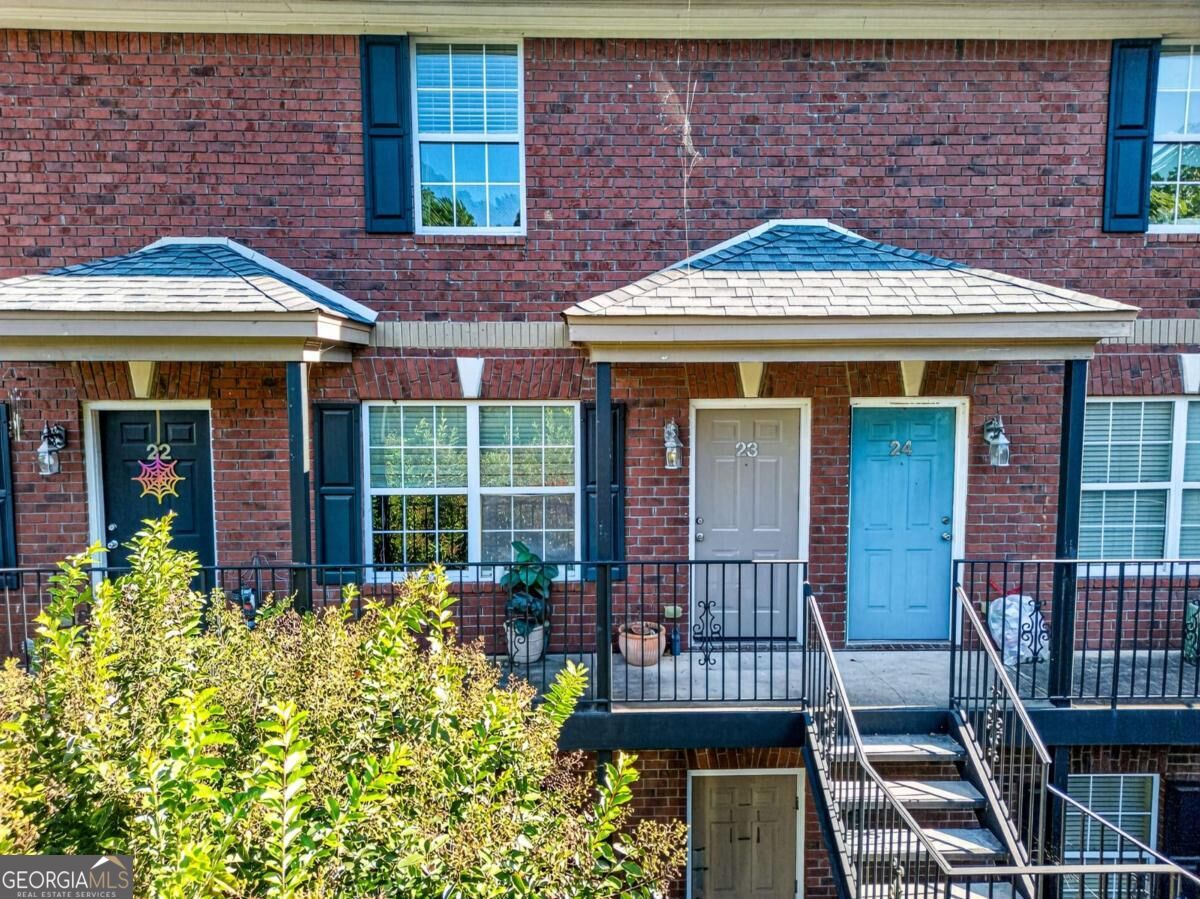 105 Whitehead Rd 23 — photo