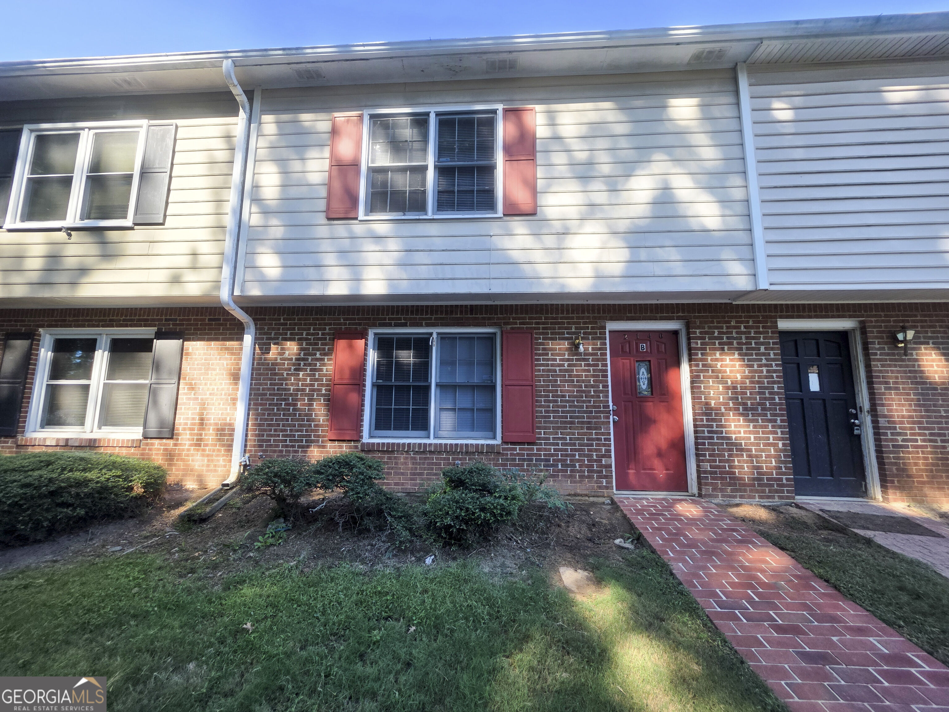 2140 Kings Gate Cir B — photo