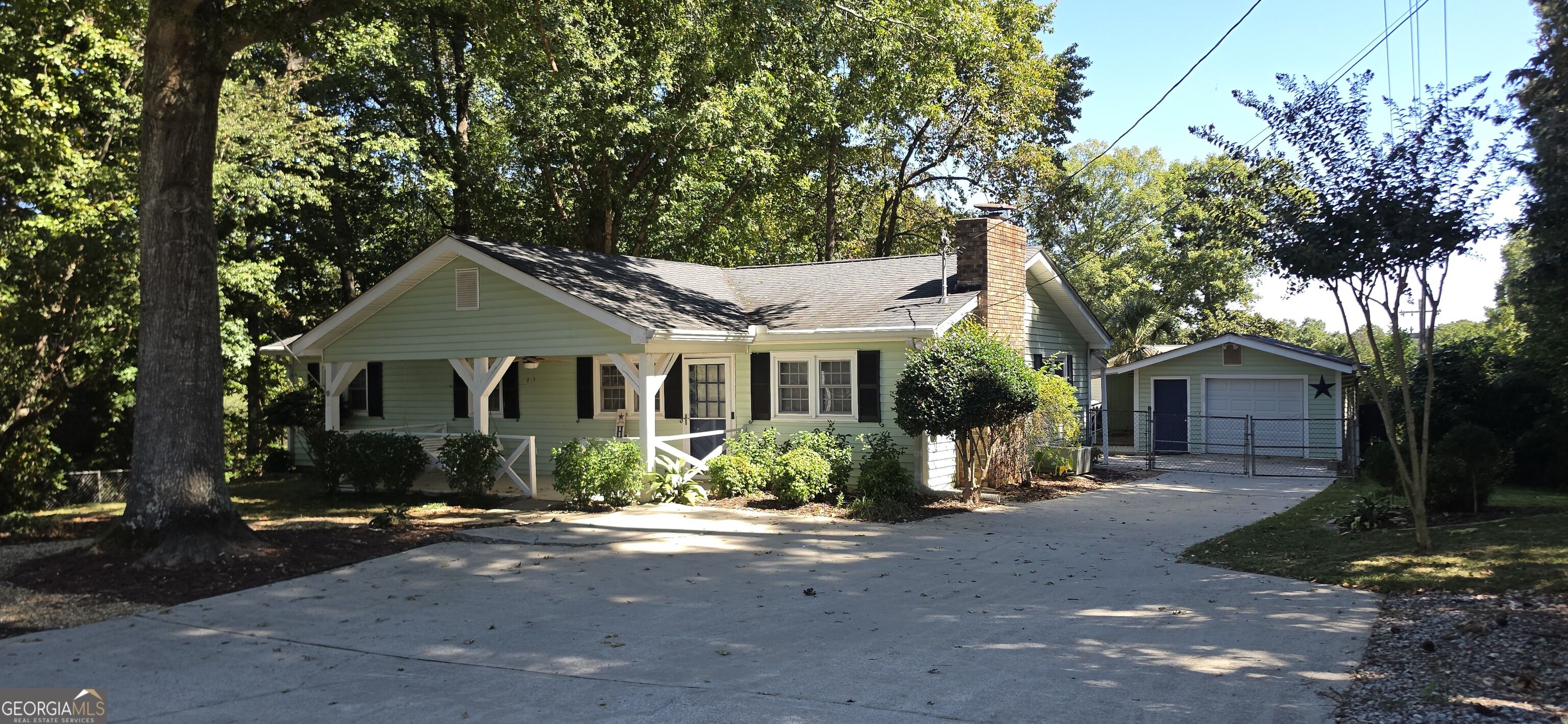 6003 Lake Lanier Heights Rd — photo