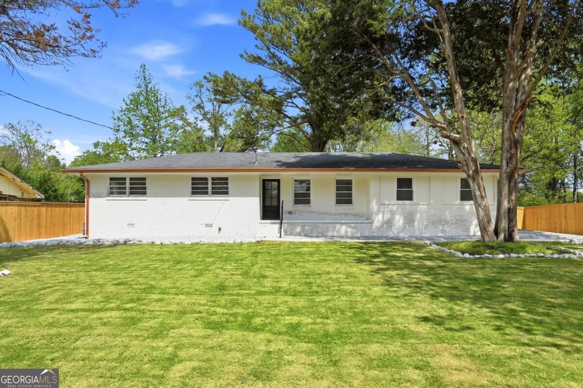 5542 Joeclay Dr — photo