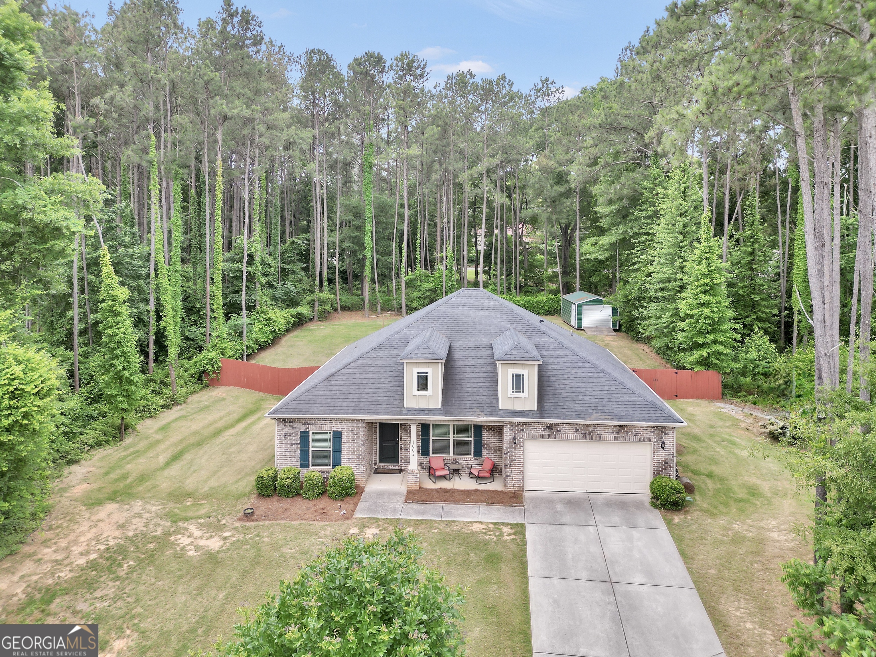 1002 Yorkshire Dr — photo
