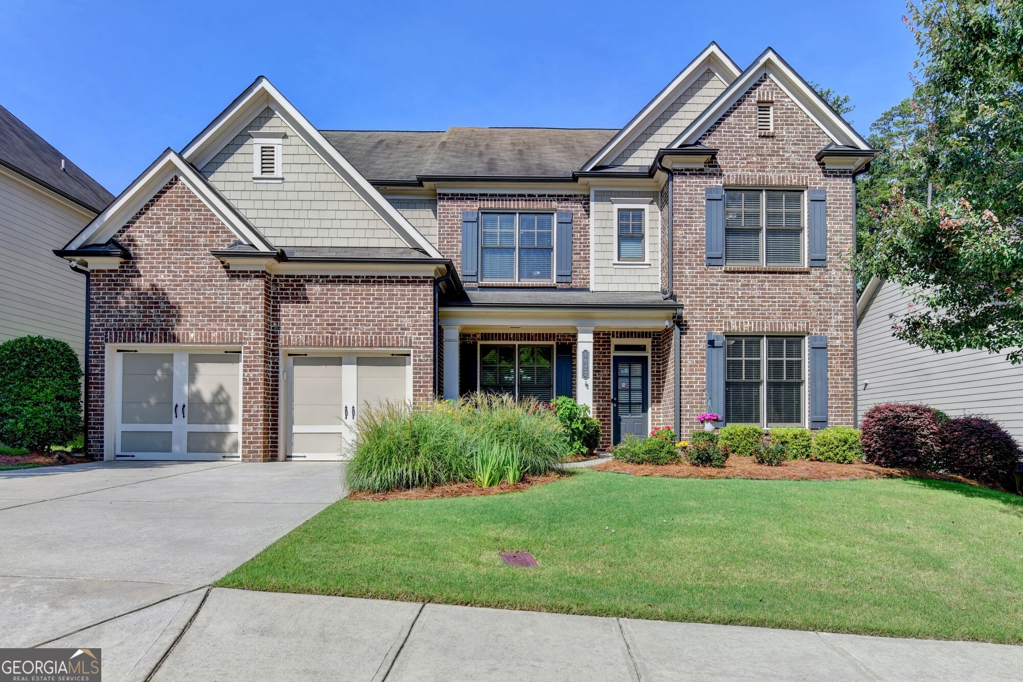 4922 Park Vale Dr — photo