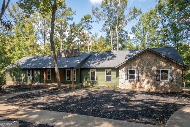 160 Lake Forest Dr — photo