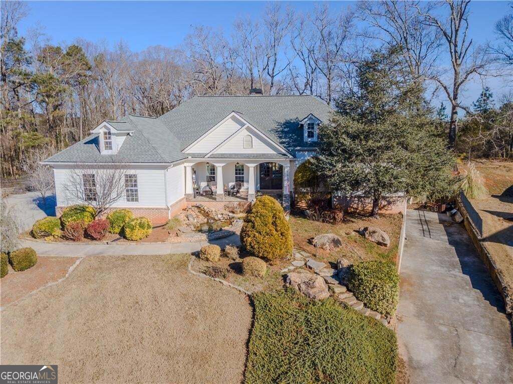 410 Caldwell Ln — photo