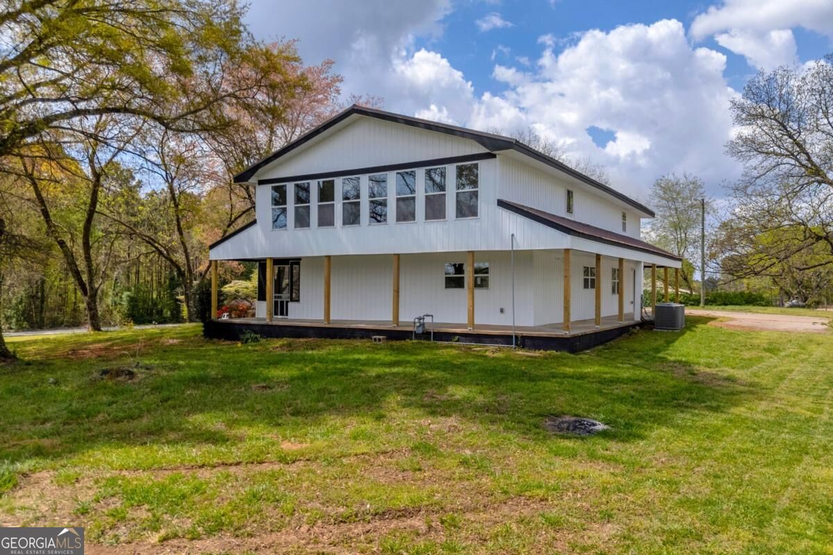 8606 Holly Springs Rd — photo