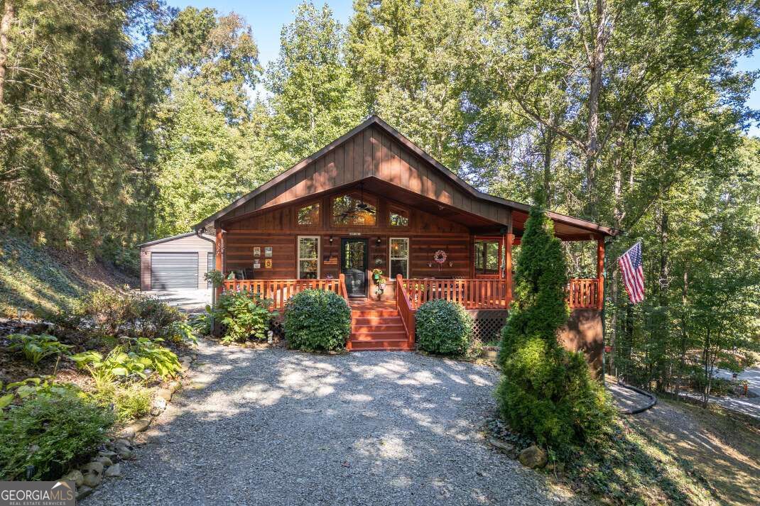 327 Eagles Nest Ln — photo