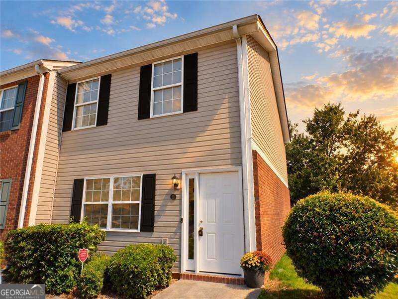 28 Princeton Place Dr — photo