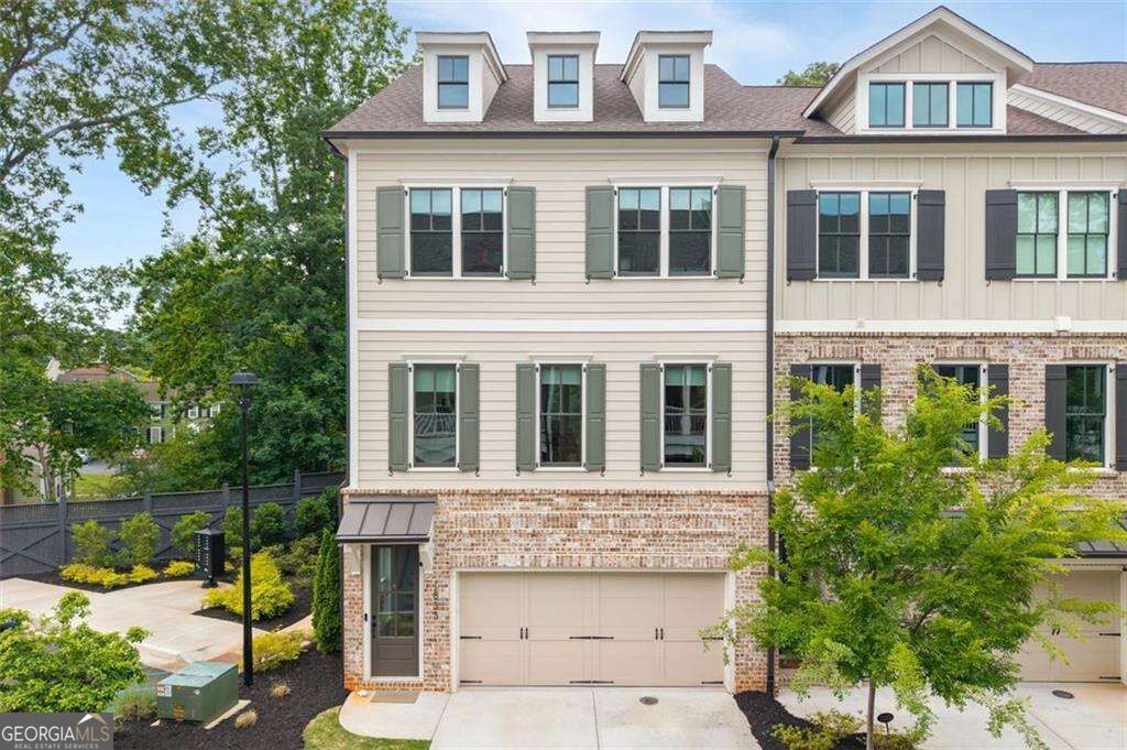 1033 Endeavour Ct — photo