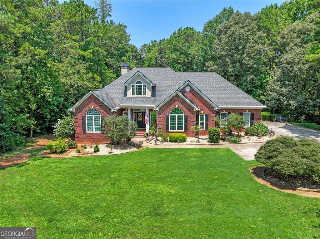 315 Monroe Dr — photo