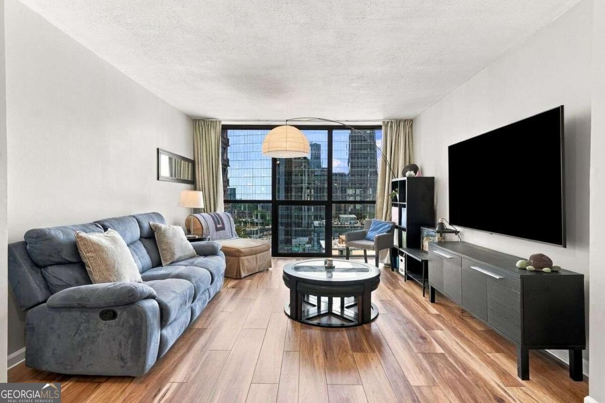 1280 W Peachtree St NW 2613 — photo