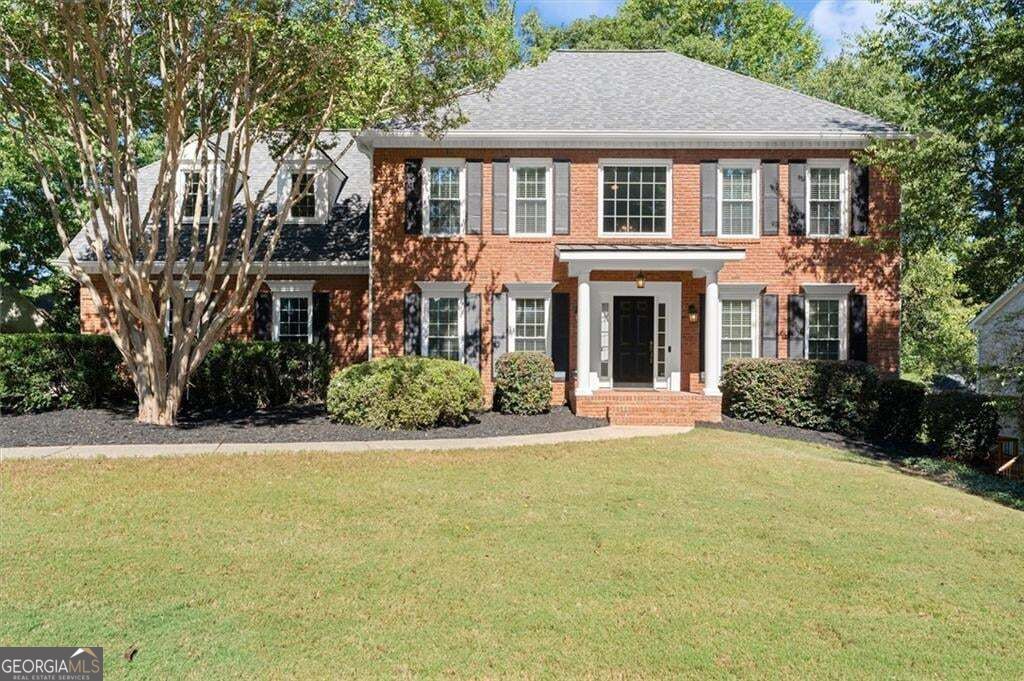 907 Forest Pond Dr — photo
