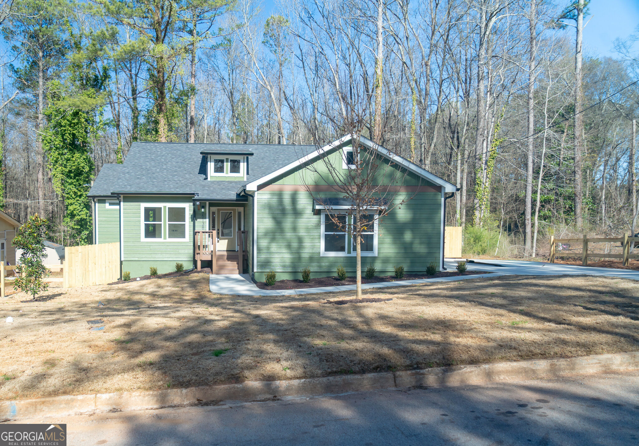 6138 Green Acres Dr SW — photo
