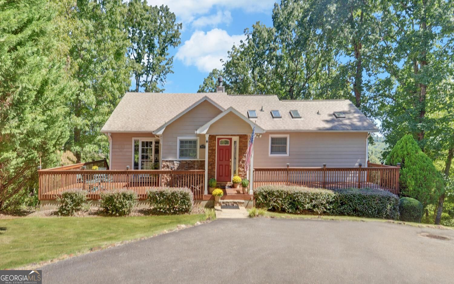 447 Emerald Rdg — photo