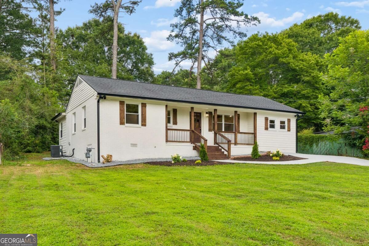 2720 Sherwood Rd SE — photo