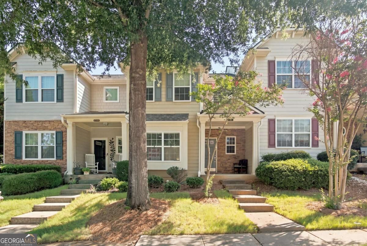 2747 Cedar Dr — photo