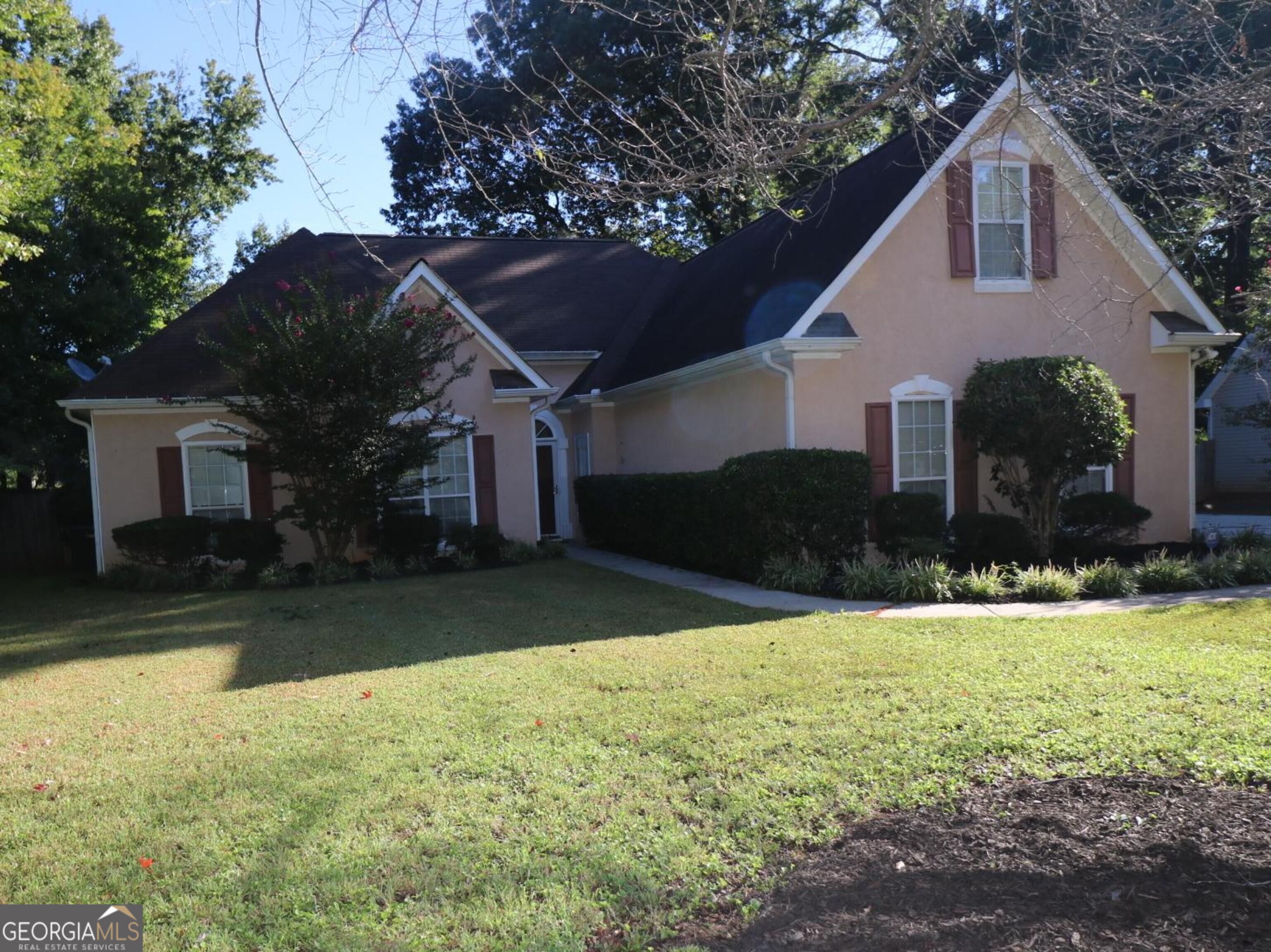 842 Clifton Rdg — photo