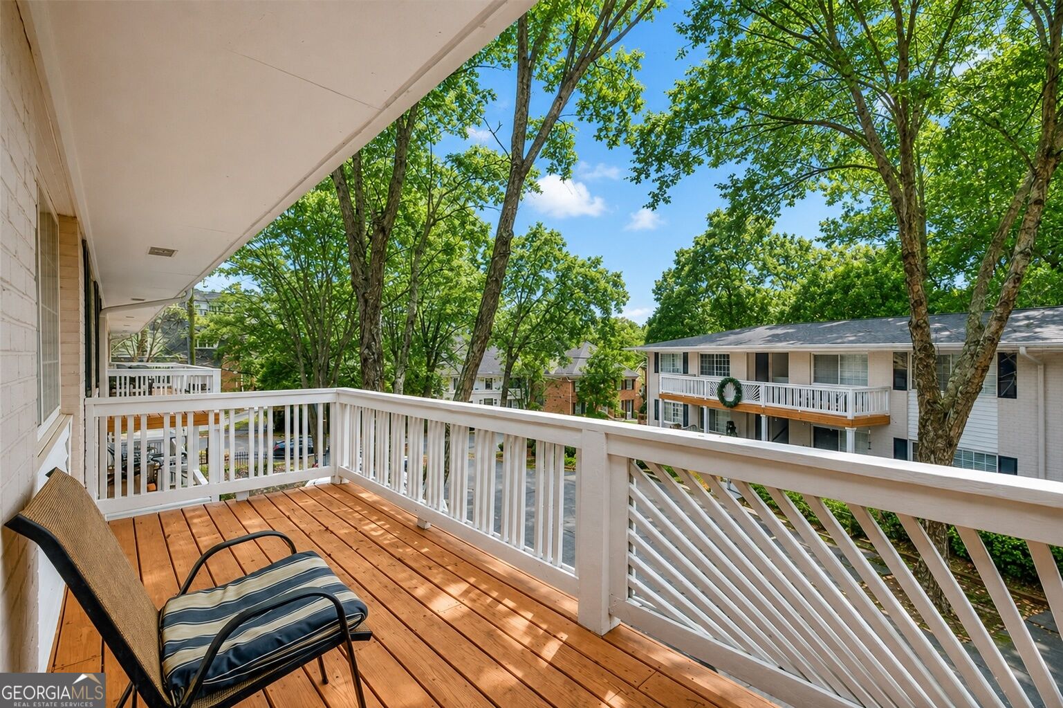 1990 Wellbourne Dr NE Apt 7 — photo