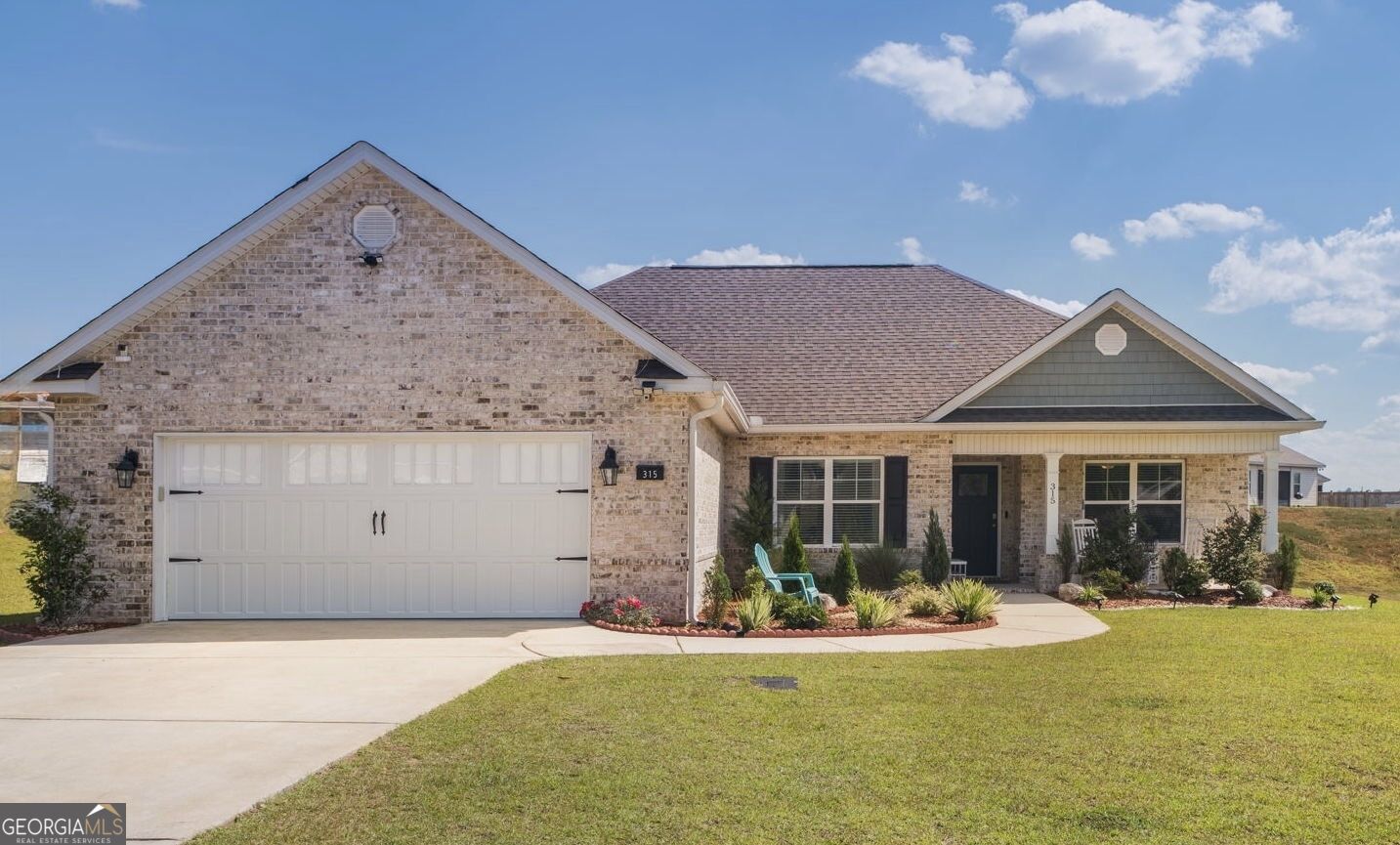 315 Creek Ridge Dr — photo