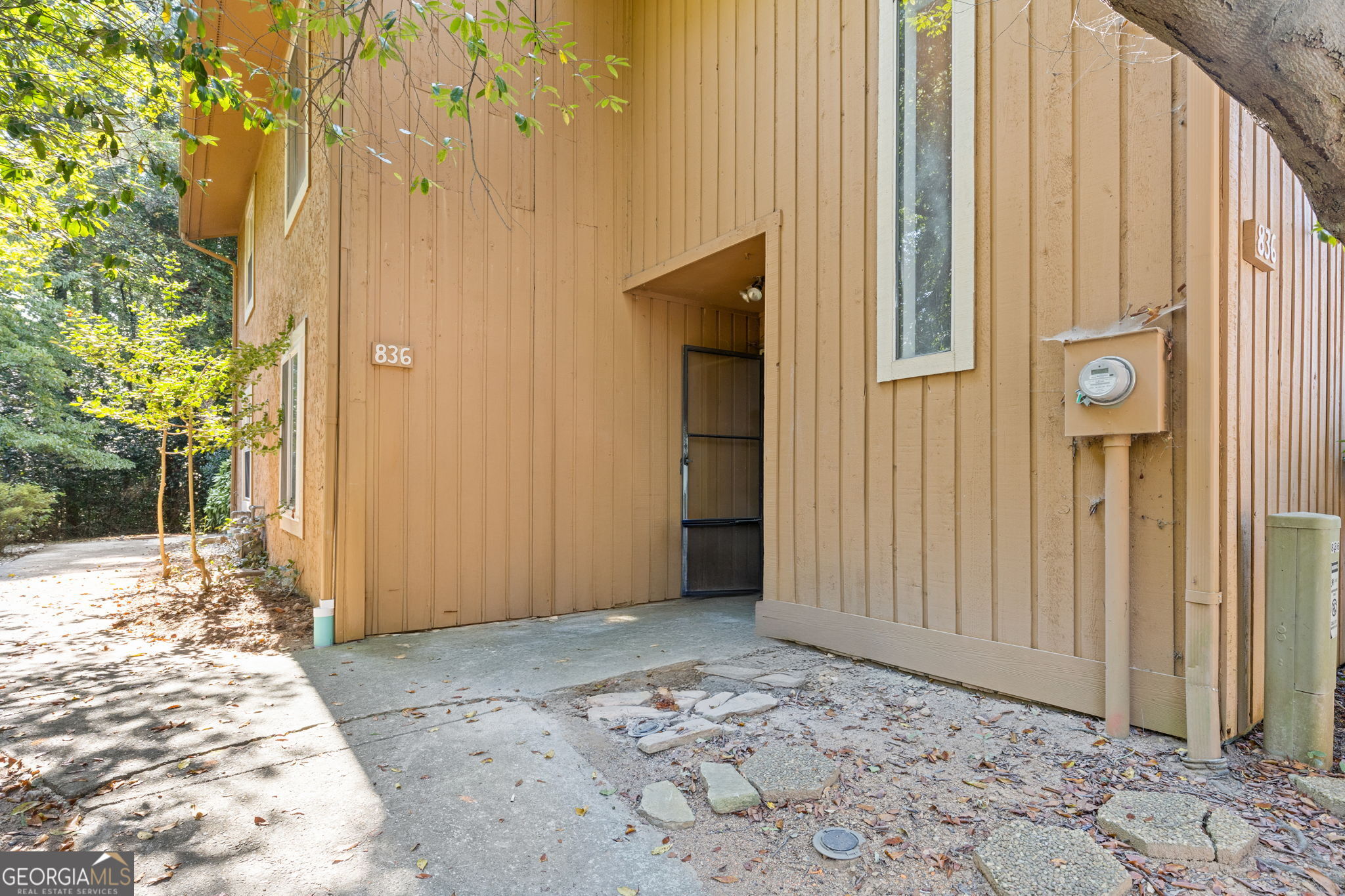 836 Lake Hollow Blvd SW — photo