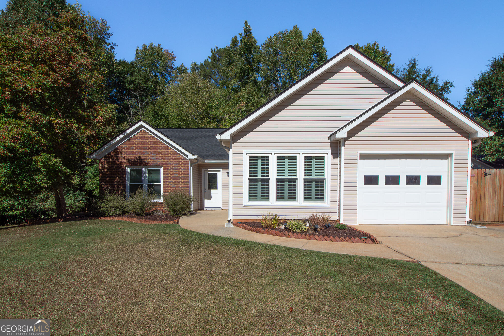 110 Spring Lake Pt — photo