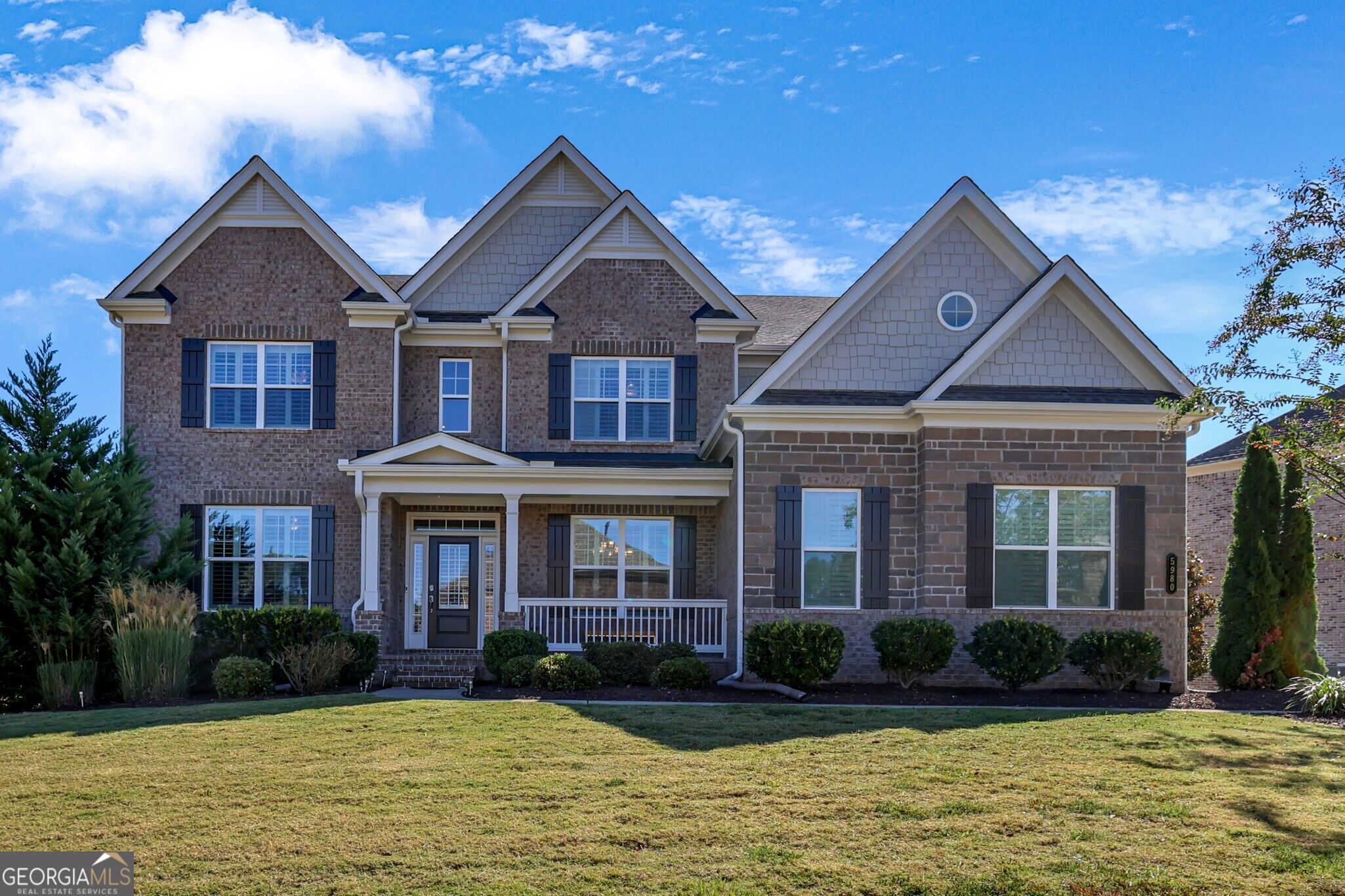 5980 Roxboro Ct — photo